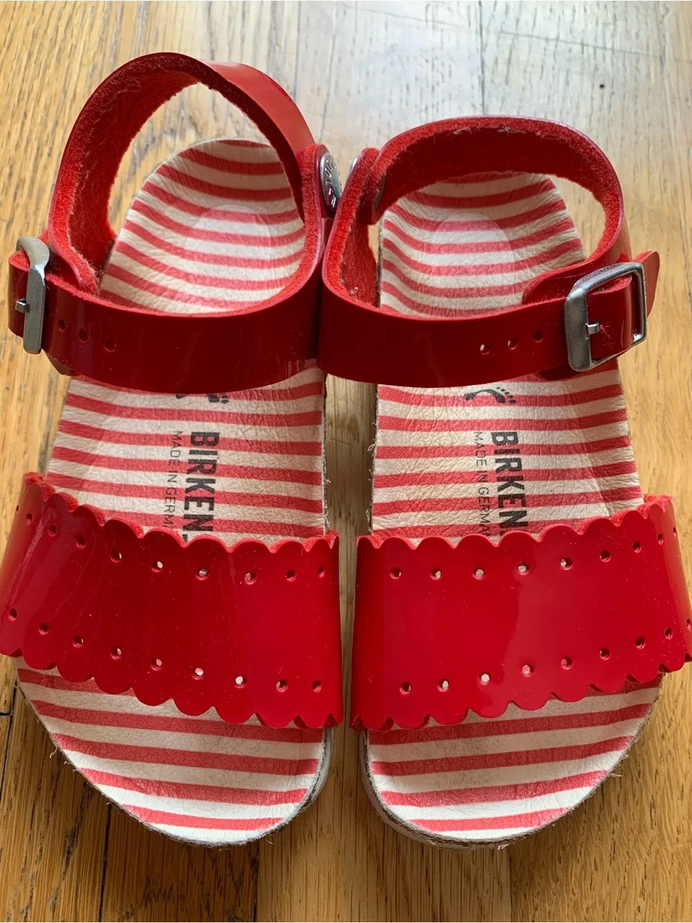 Cute red Birkenstock Scalloped Strap Sandals Size 24 EU (8 US)